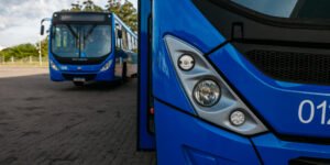 ônibus em canoas canoense